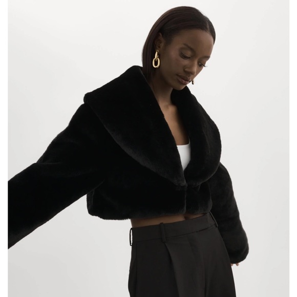 Lamarque - Danika Crop Faux Fur Jacket - Picture 4 of 7